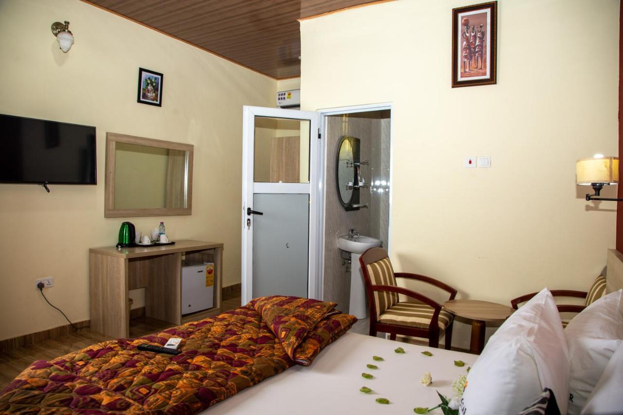 Grand Star Hotel North Legon Exteriér fotografie