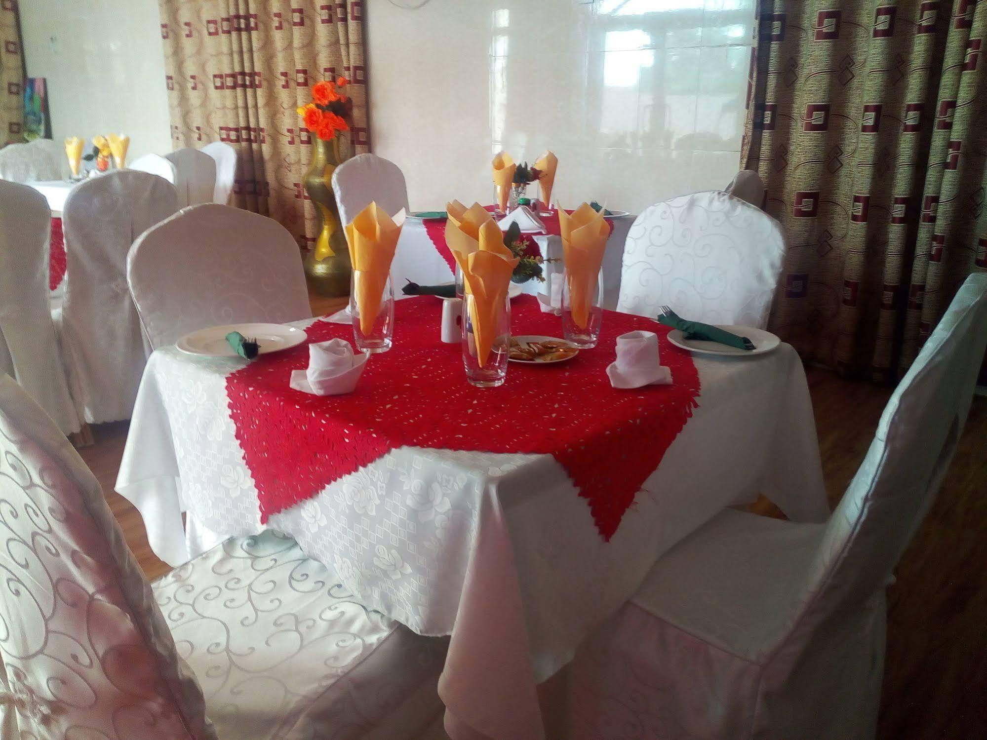 Grand Star Hotel North Legon Exteriér fotografie