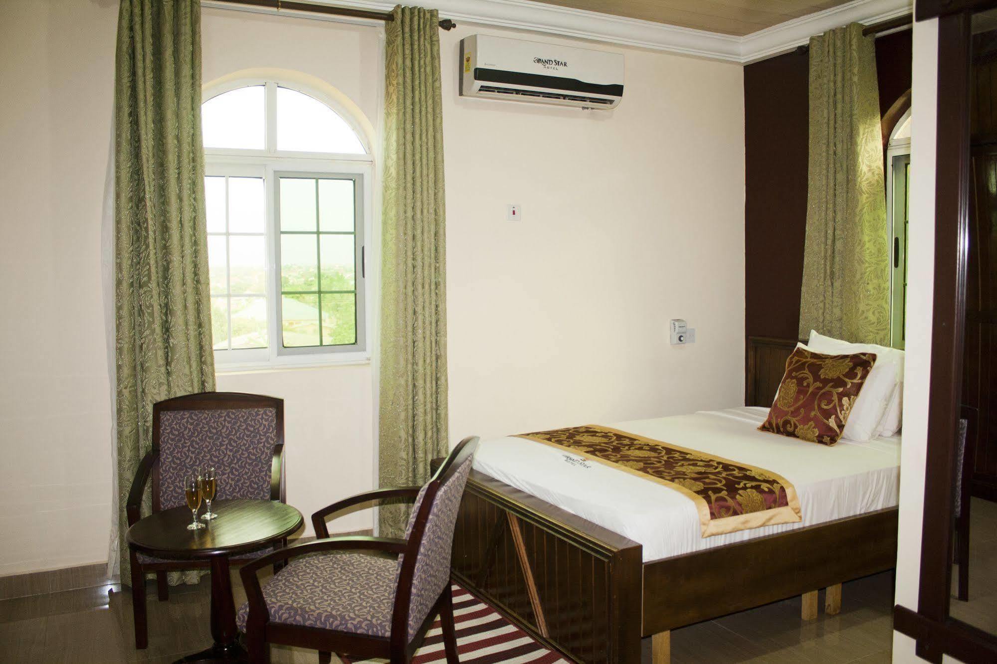 Grand Star Hotel North Legon Exteriér fotografie